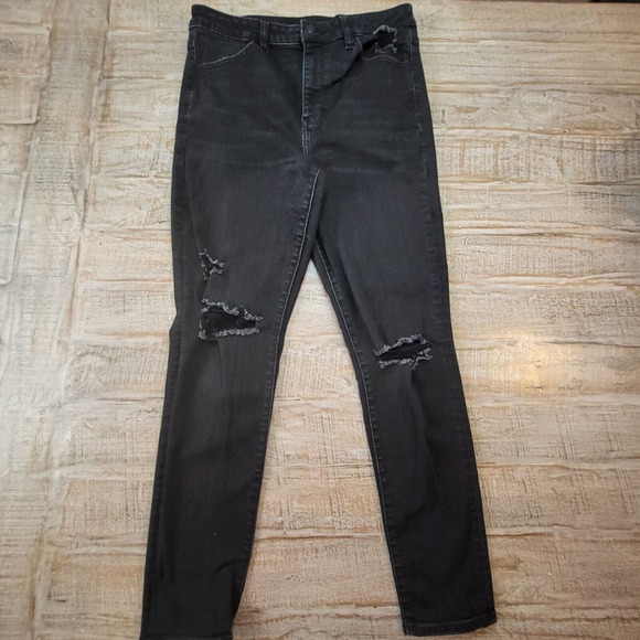 American Eagle Jeans Womens 14 Black Denim Next Level Stretch Distressed - Picture 1 of 11